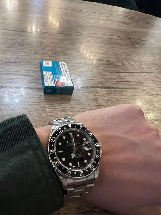 Rolex GMT Master - an 2001