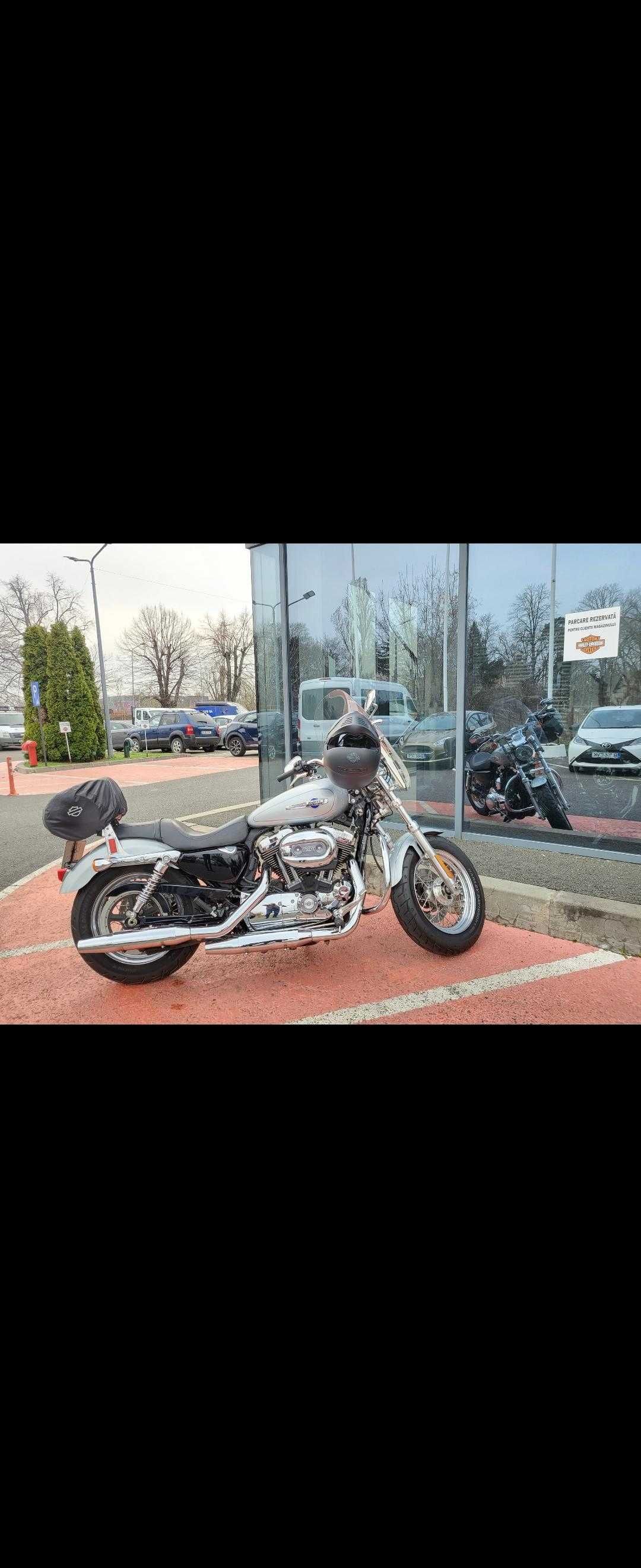 Vand motocicleta Harley Davidson Custom Sporster cu 14.600 km la bord