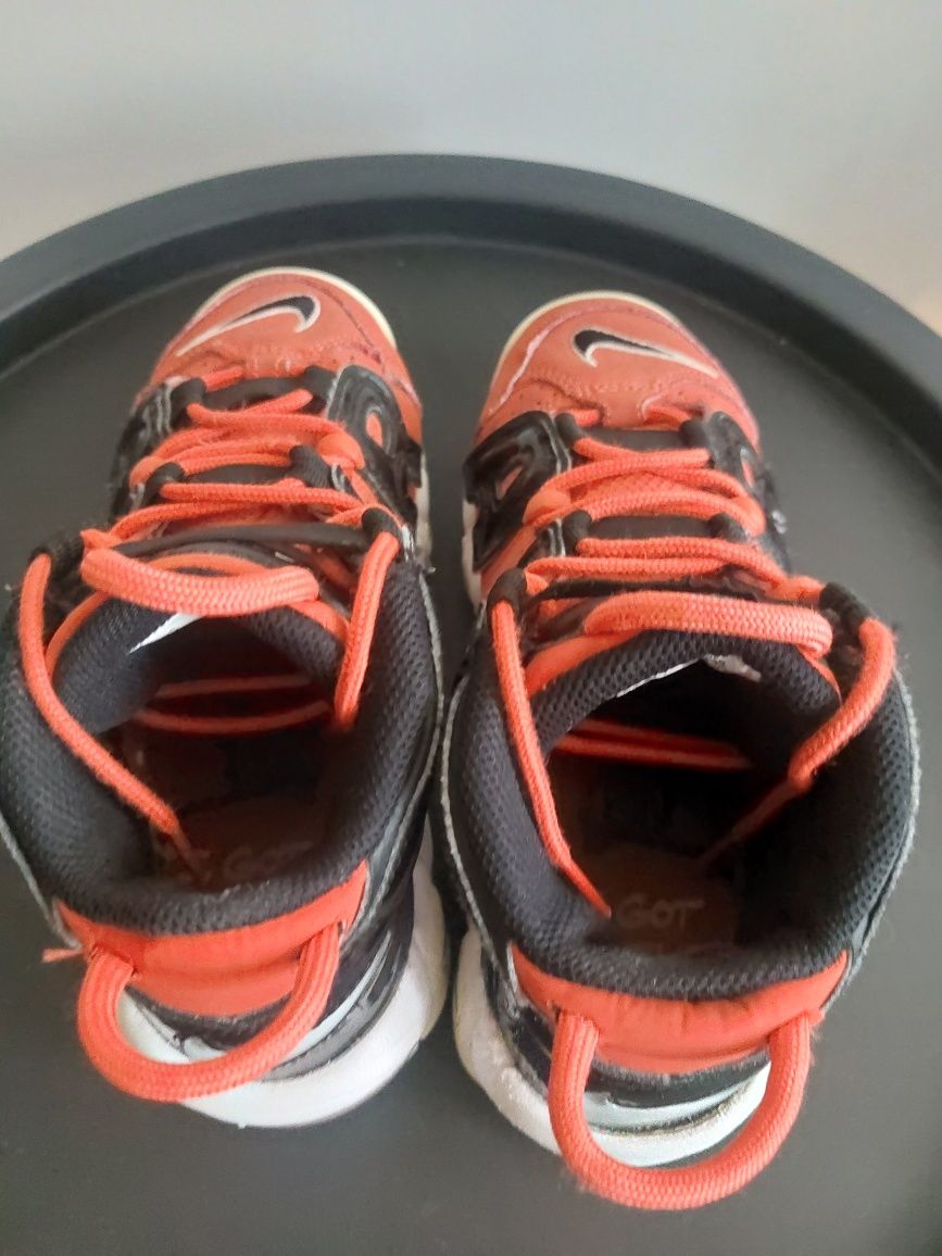 Кецове  Nike AIR more uptempo