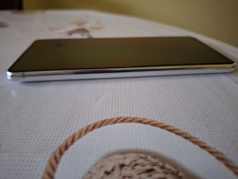 Samsung  Galaxy S20 FE 6GB RAM/128GB  storage