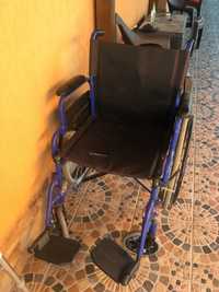 scaun cu rotile si cadru pentru sprijinire persoane cu disabilitati