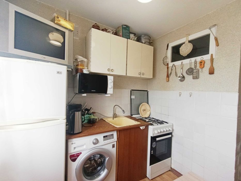 ! Продаю 2-комнатную квартиру в 23 мкр