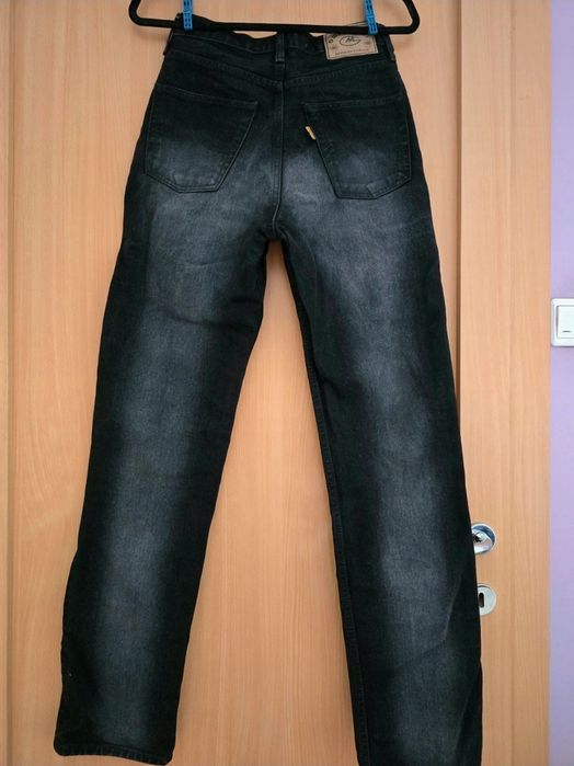 Blugi de dama Omat negri stare foarte buna
