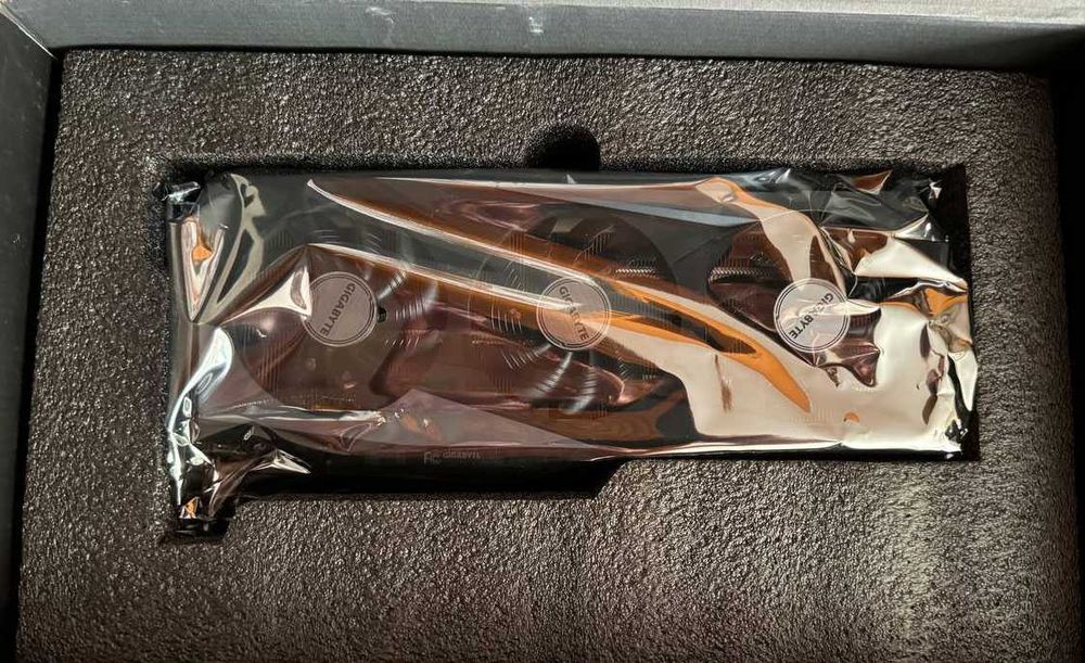 Продаётся Видеокарта Gigabyte NVIDIA GeForce RTX 3060TI GAMING OC PRO