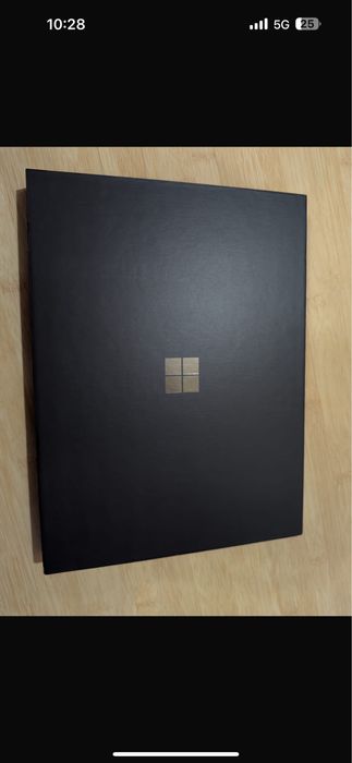 Microsoft surface pro --snapdragon x elite-