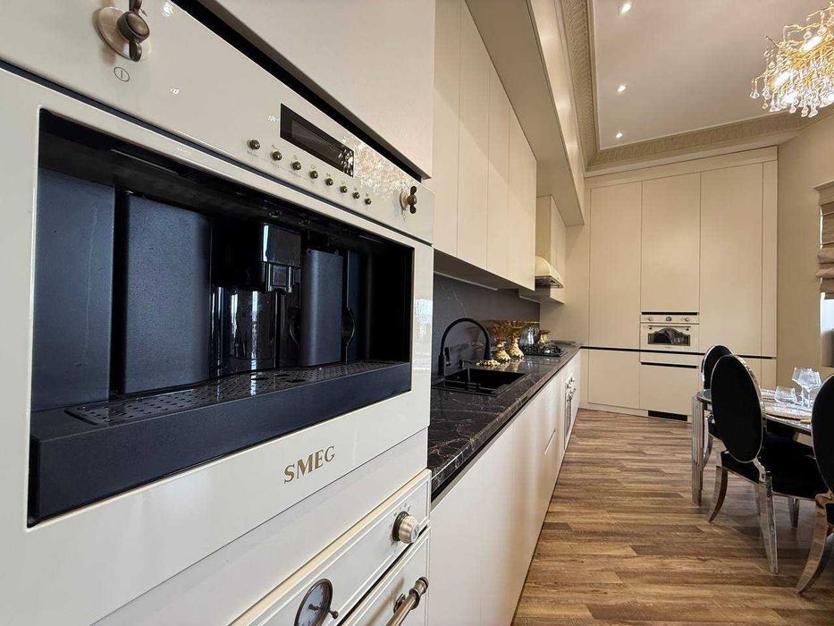 ЖК MERAAS
Ориентир: Текстильный институт
3/7/8
Площадь: 117 м²