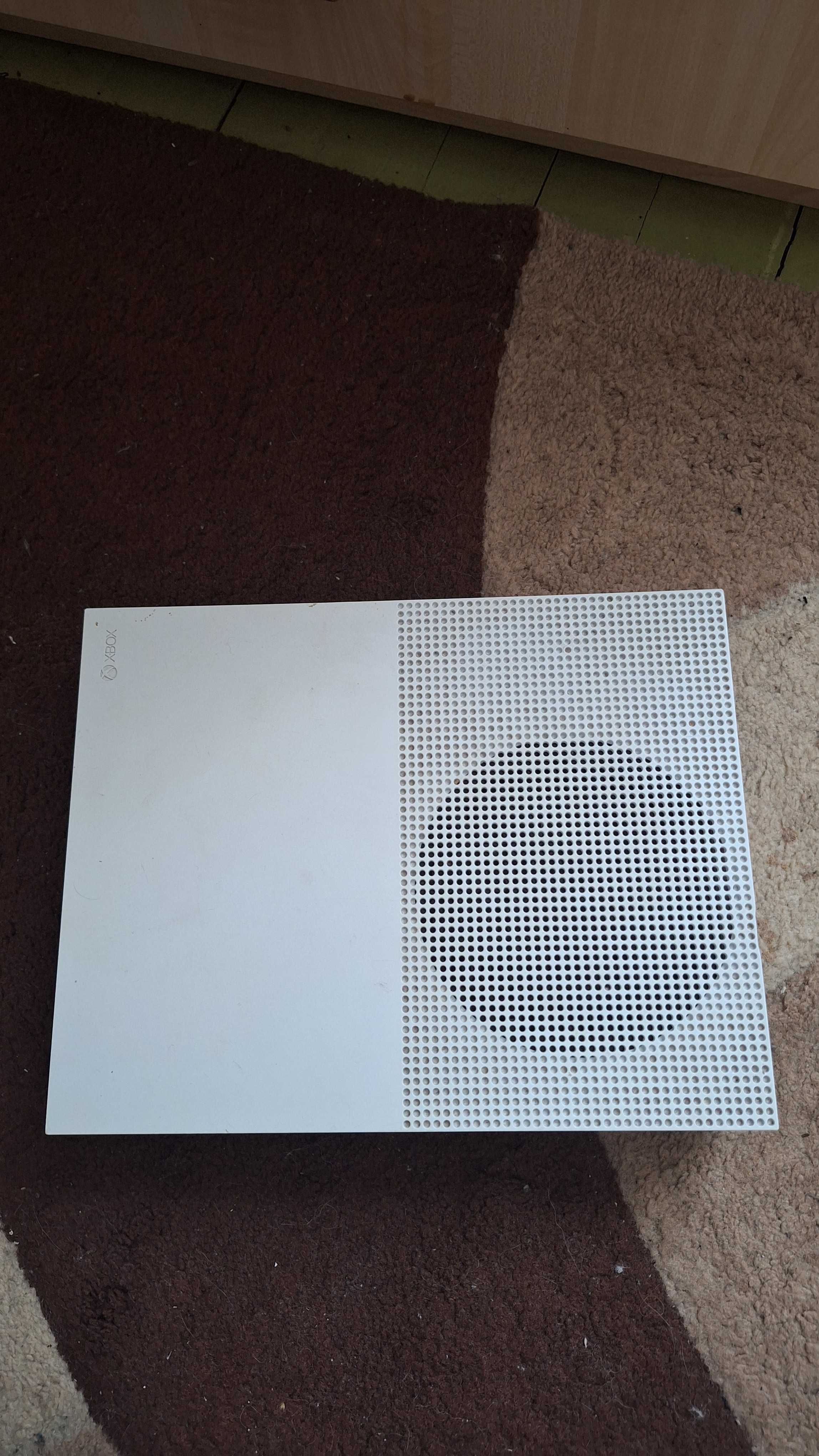 Конзола xbox one s 1tb