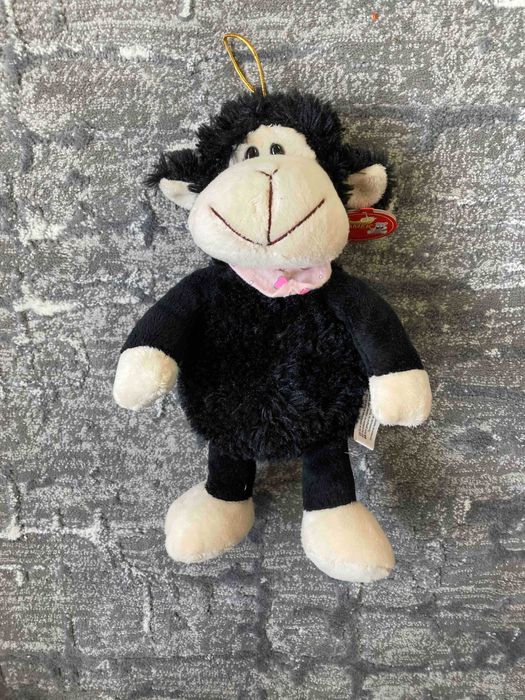 Черна овца - чисто нова