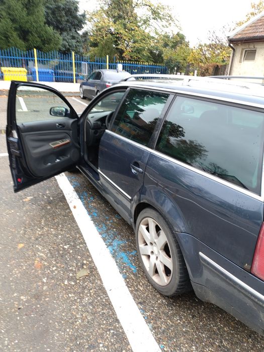 Vând Passat break 4 motion 2,5 diesel V6