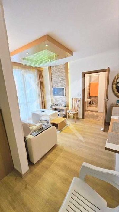 Продава се Двустаен апартамент в к.к. Слънчев бряг - 64 кв.м за 1282 €/кв.м - Снимка #3