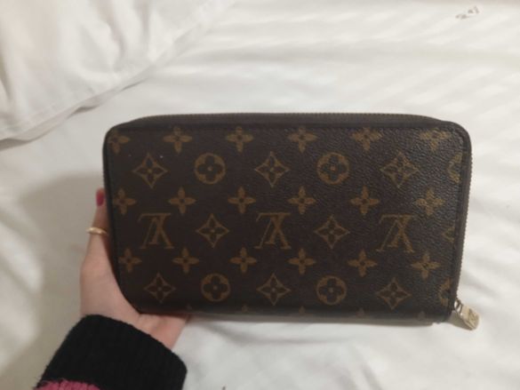 Портмоне /тип чанта/ , Louis Vuitton, оригинална, нова