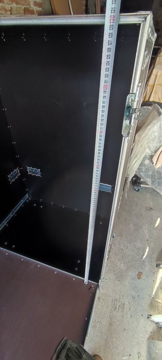 Мобилен гардероб flight case