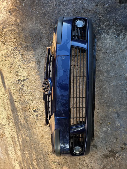 Предна броня Vw Golf 5 2004 - 2008g.