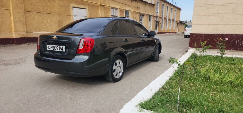 Продаётся не срочно Lacetti 20-21