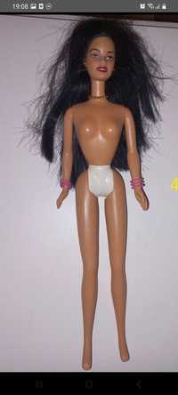 Papusa barbie indianca