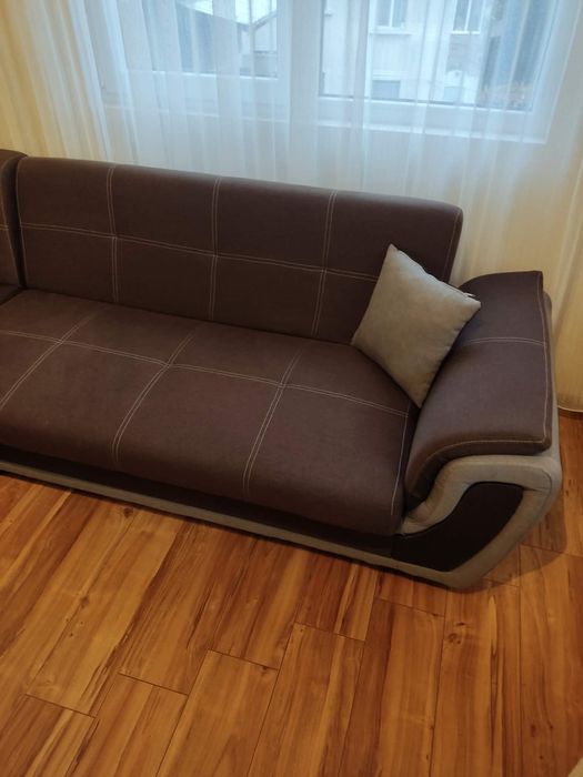 Диван кафяв в отлично състояние