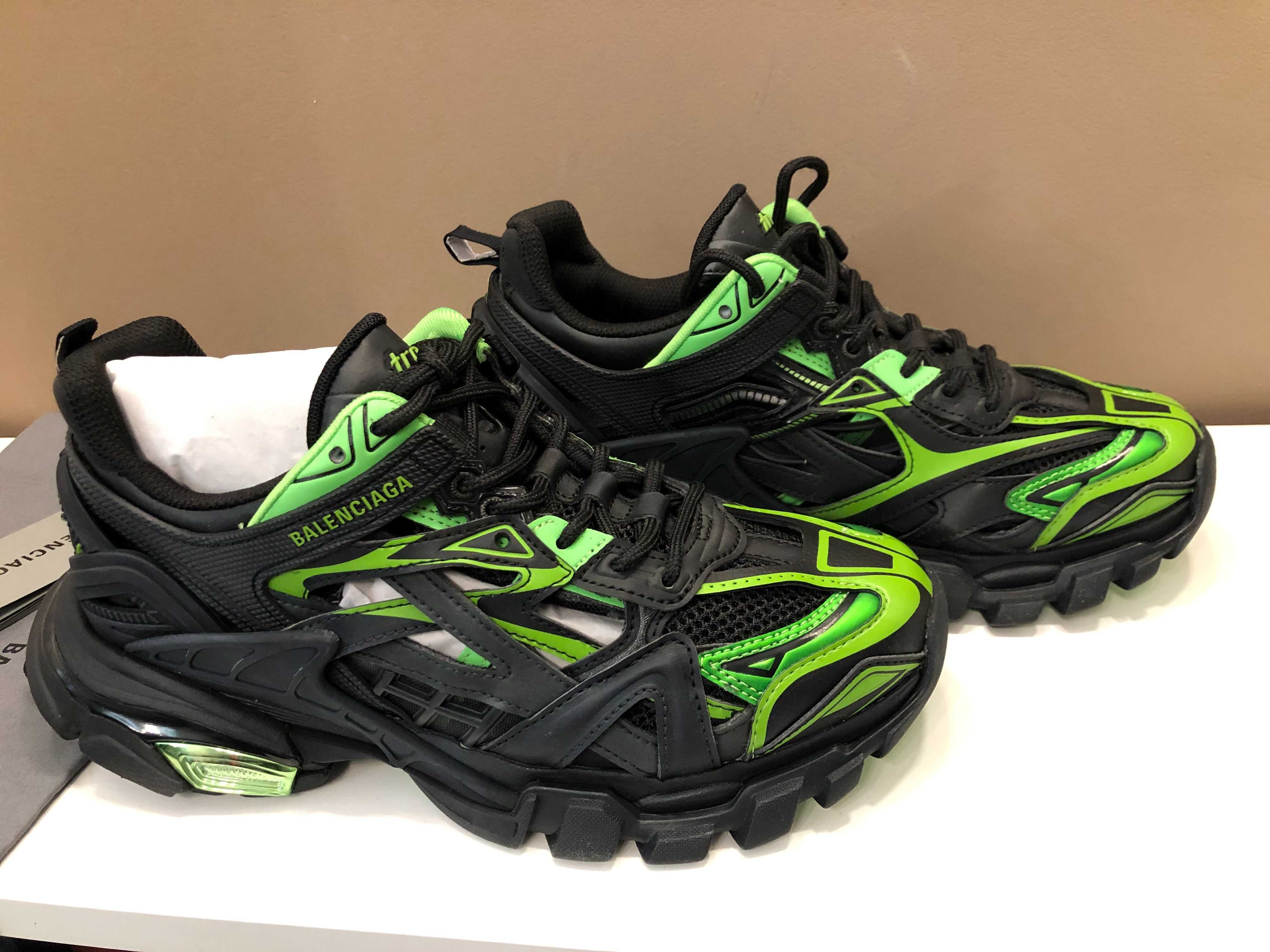 Balenciaga Track 37, autentici, full box, retail 820 euro