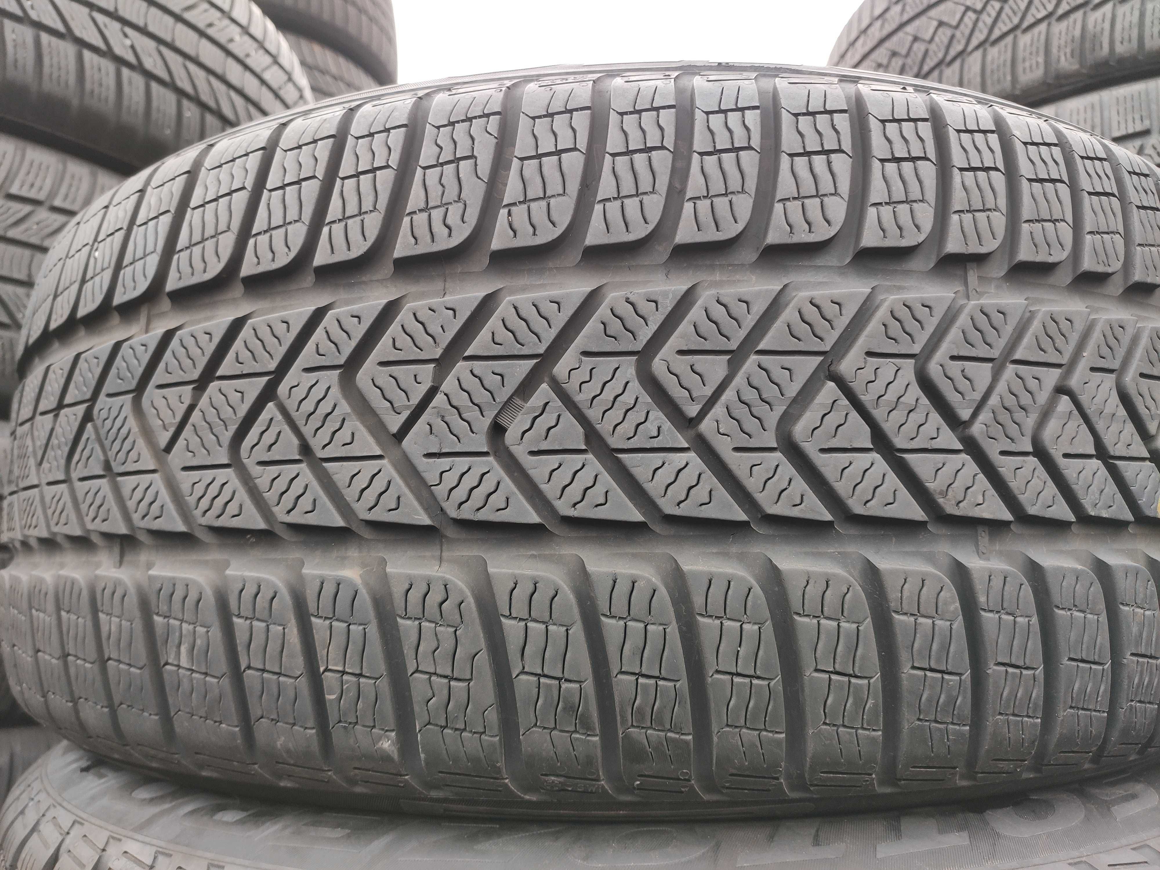 2бр Зимни гуми 255 45 19 - Pirelli DOT 2023