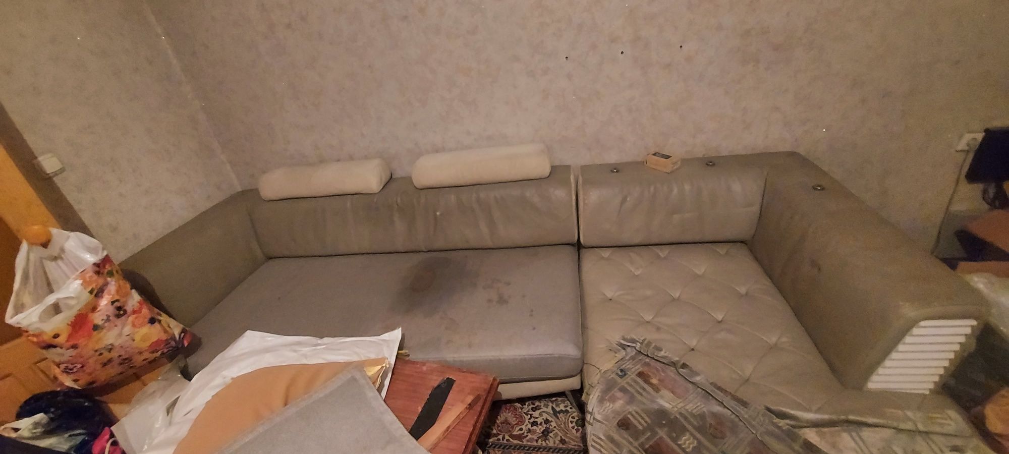 Продам угловой диван