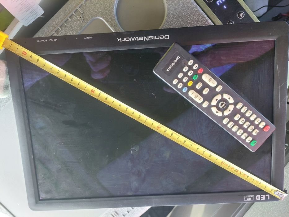 Antena parabolica + televizor + receiver cu cartela r