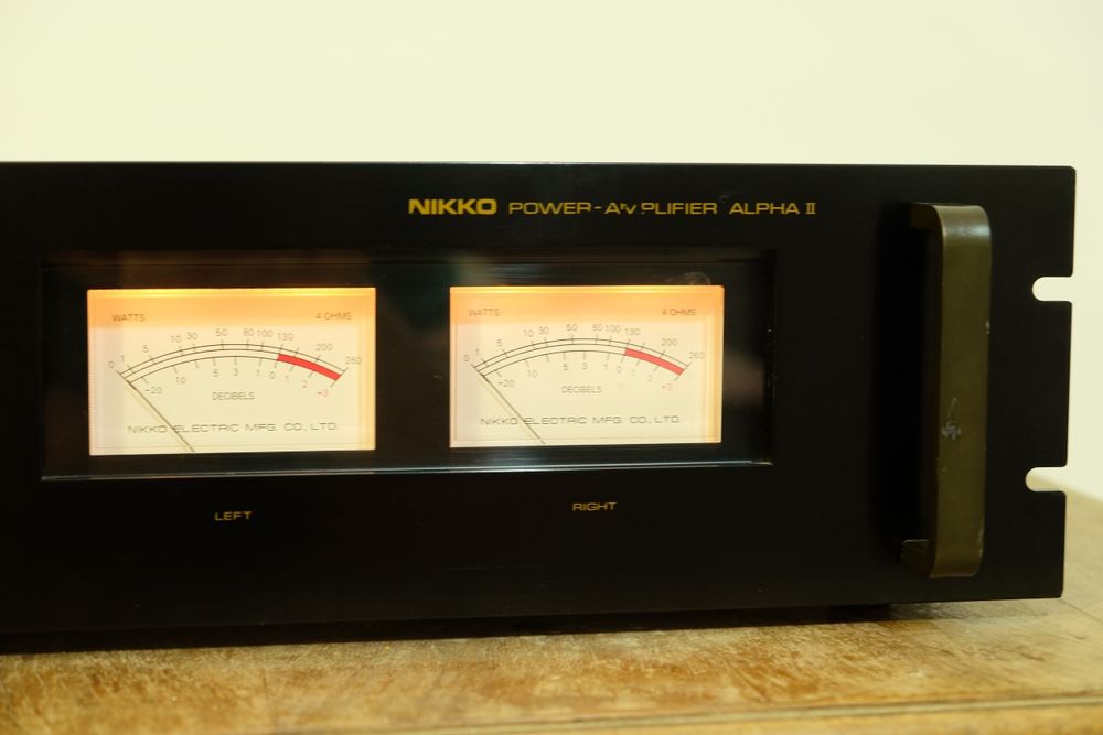 Vand amplificator dual-mono Nikko Alpha 2