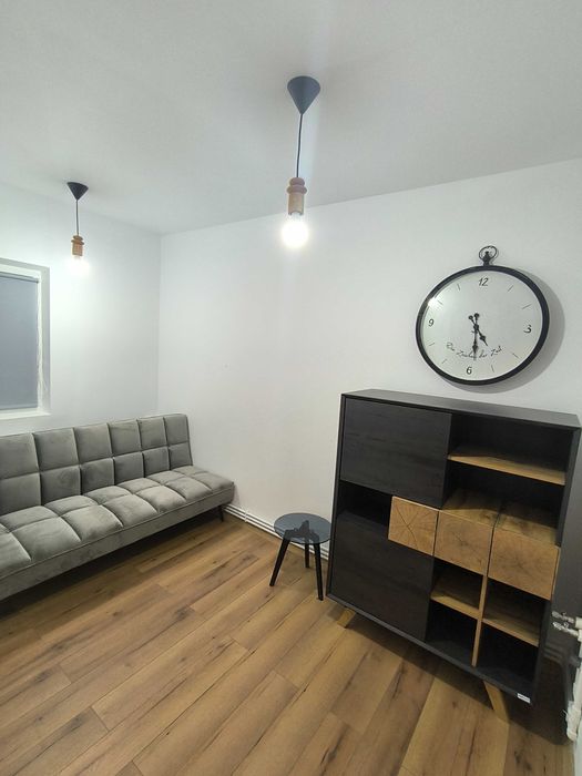 Închiriez apartament sector 5