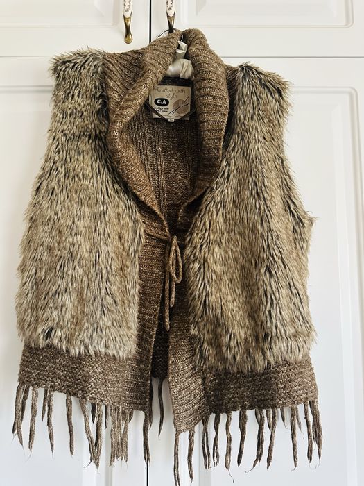 Vesta din blana ecologica ,masura  L , usoara si calduroasa