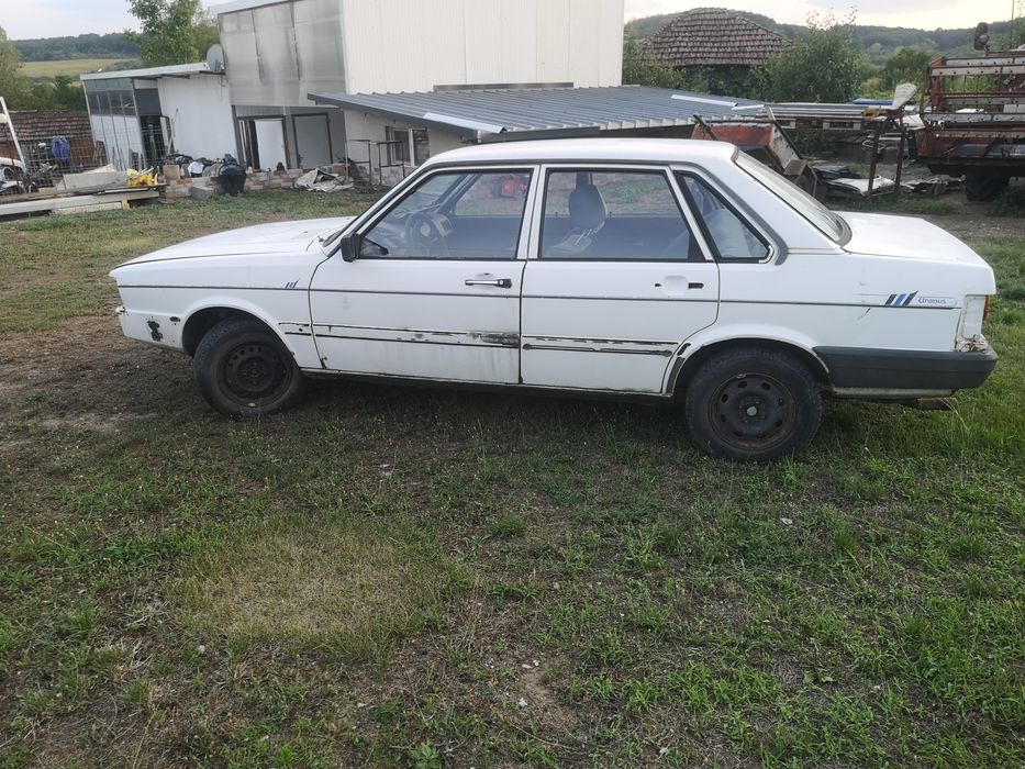 Audi 80 B2 на части