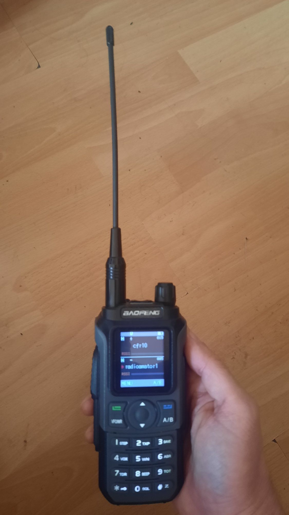 Statie Radio portabila emisie receptie Baofeng UV-21 PRO V2, Tri Band.