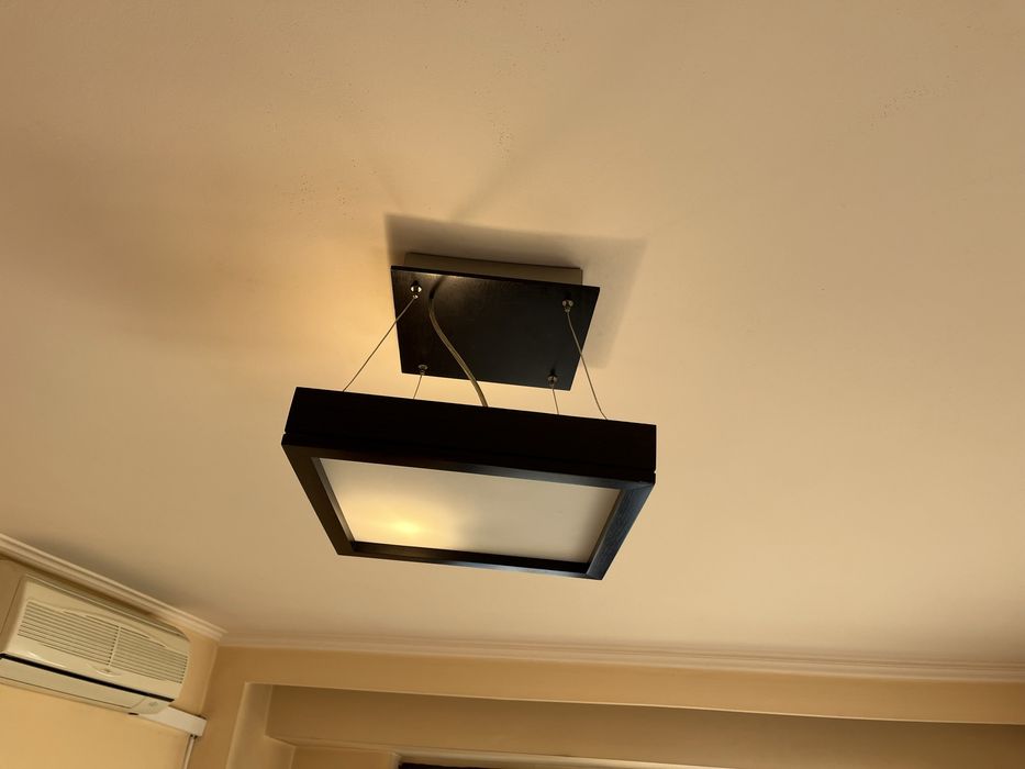 Lustra lemn bec led