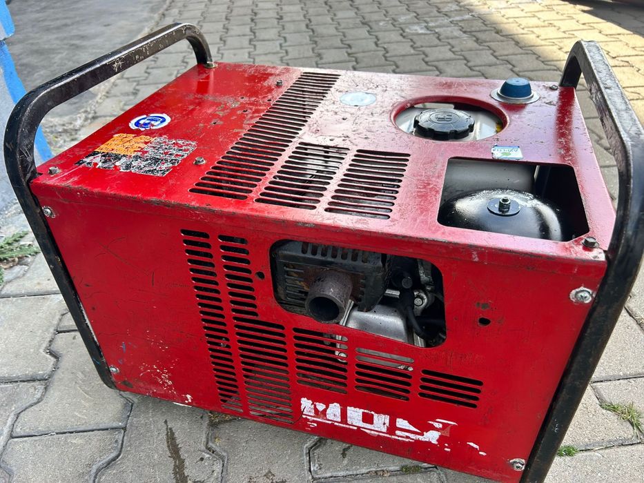 Generator curent profesional