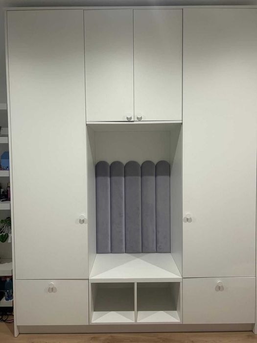 Vand dulap pentru camera fetita