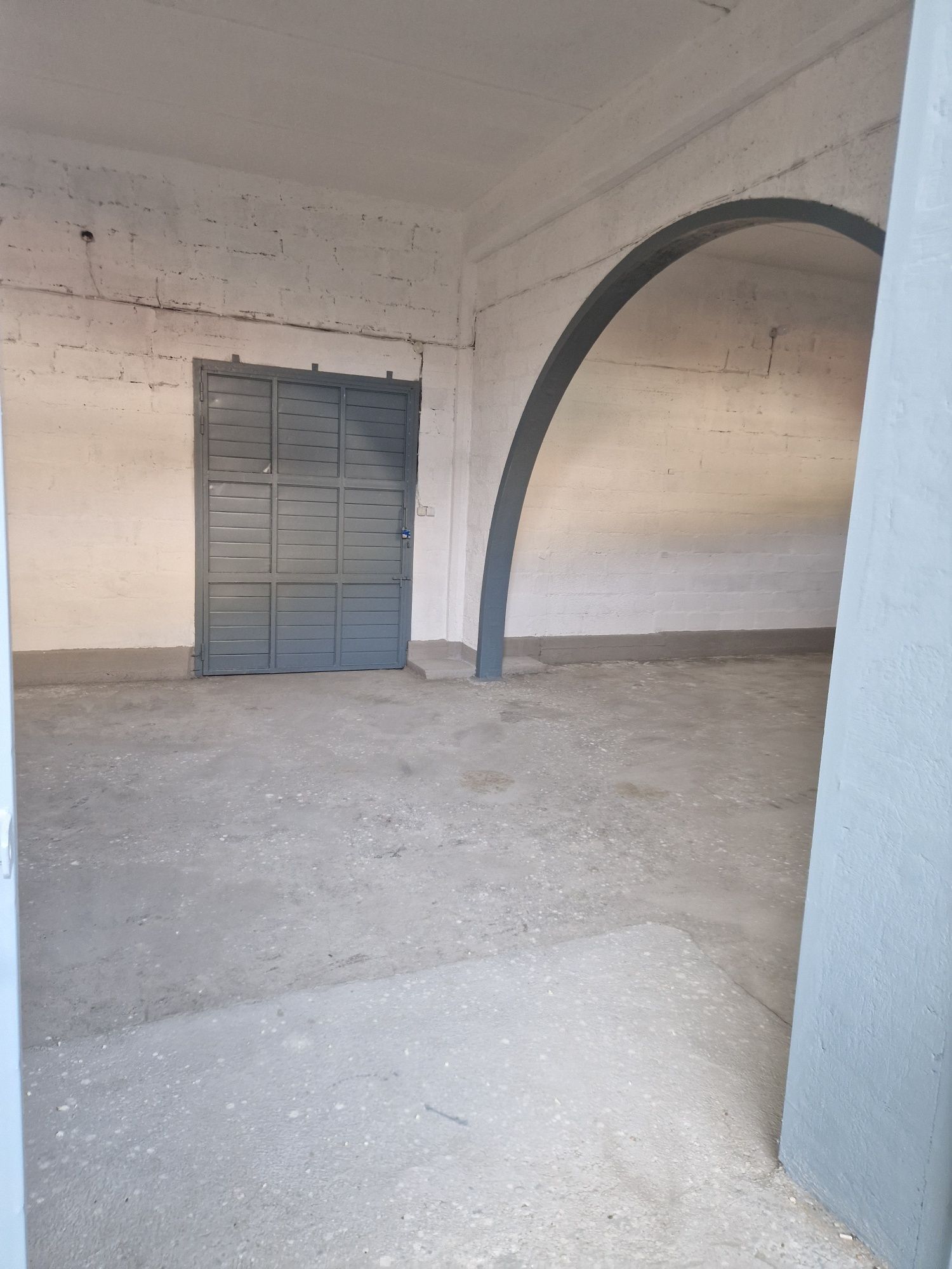 Аренда складов 1500 м²