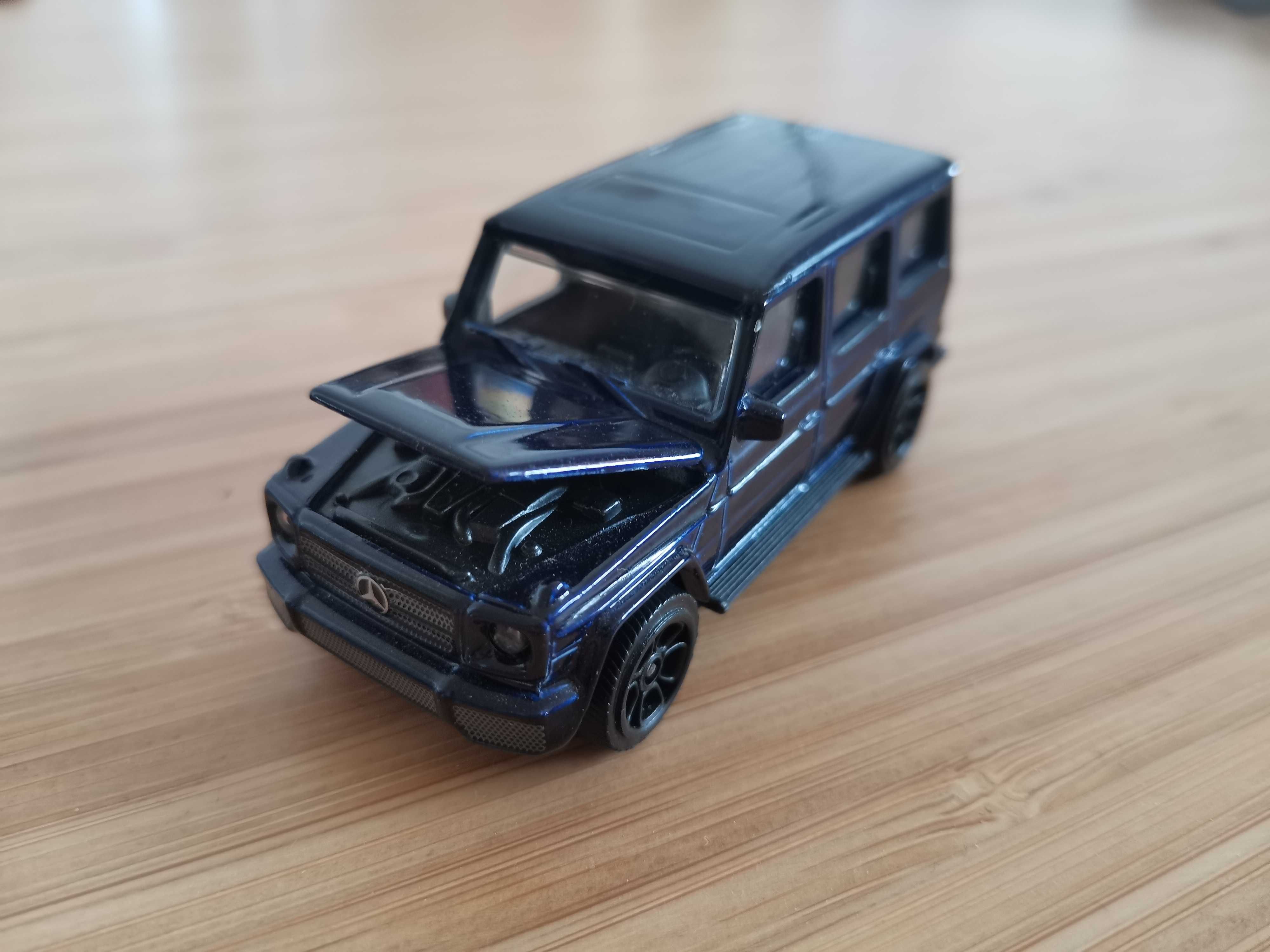 Mercedes G500 в 1:61