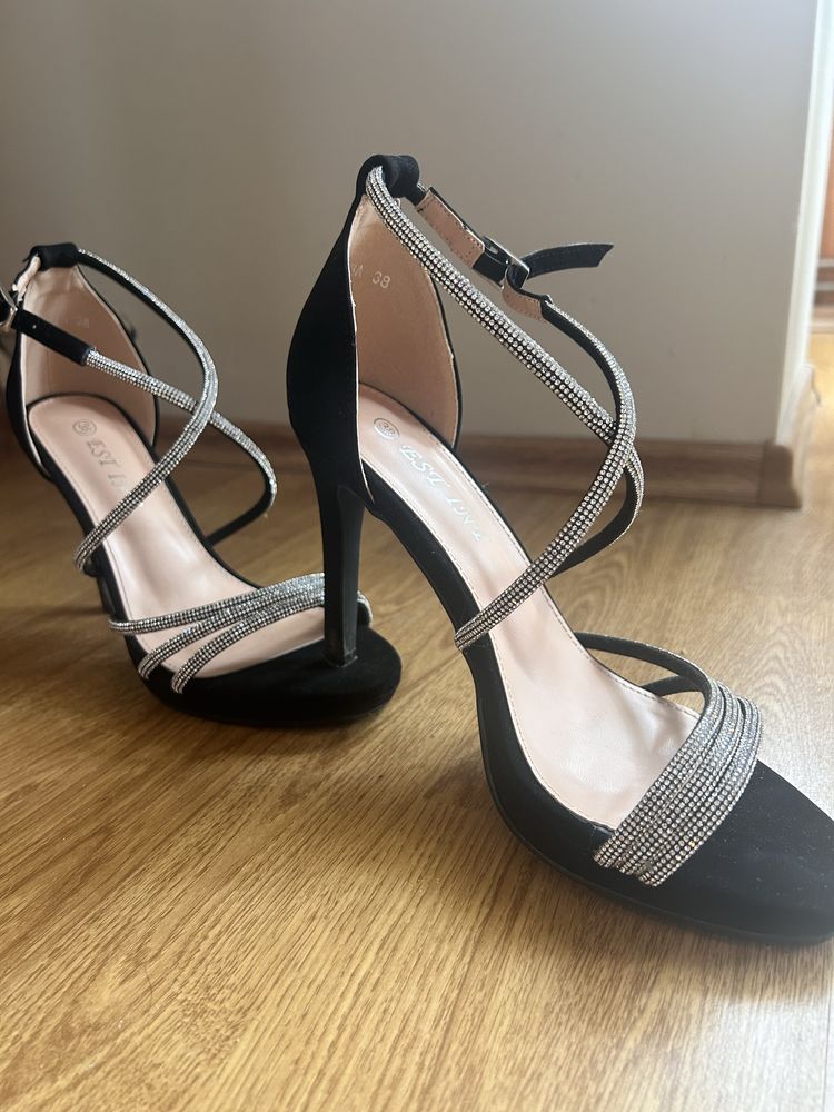 Sandale elegante
