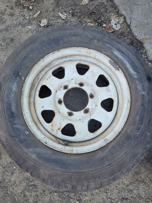 Один железный диск R16 на запаску