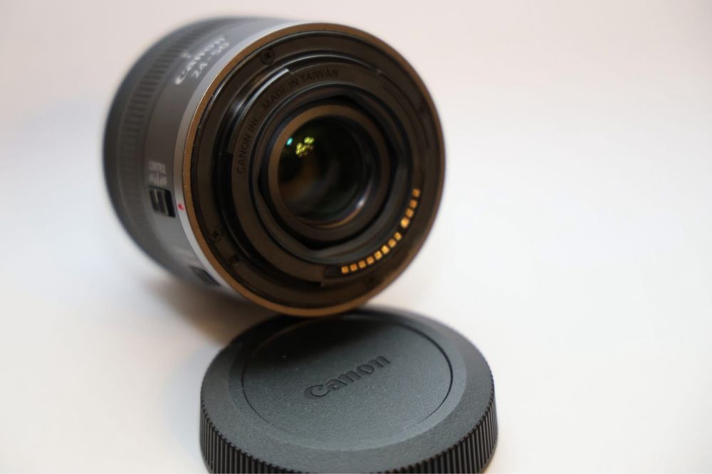 Canon RF 24-50mm f/4.5-6.3 IS STM