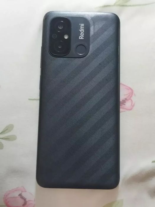 Redmi 12 128Gb sotiladi