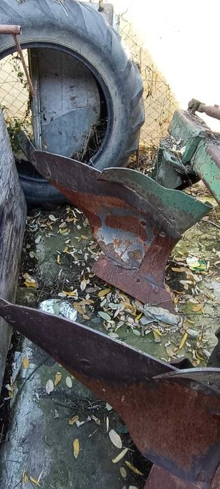 Plug cu 2 brazde pentru u650