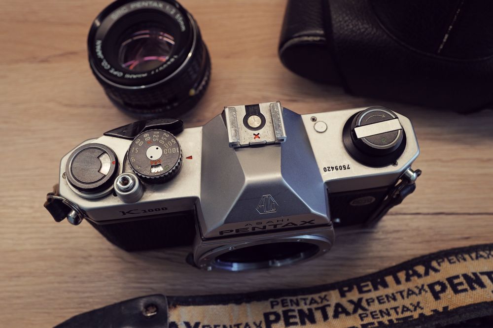 Aparat foto film Pentax K1000 husa original obiectiv 55mm