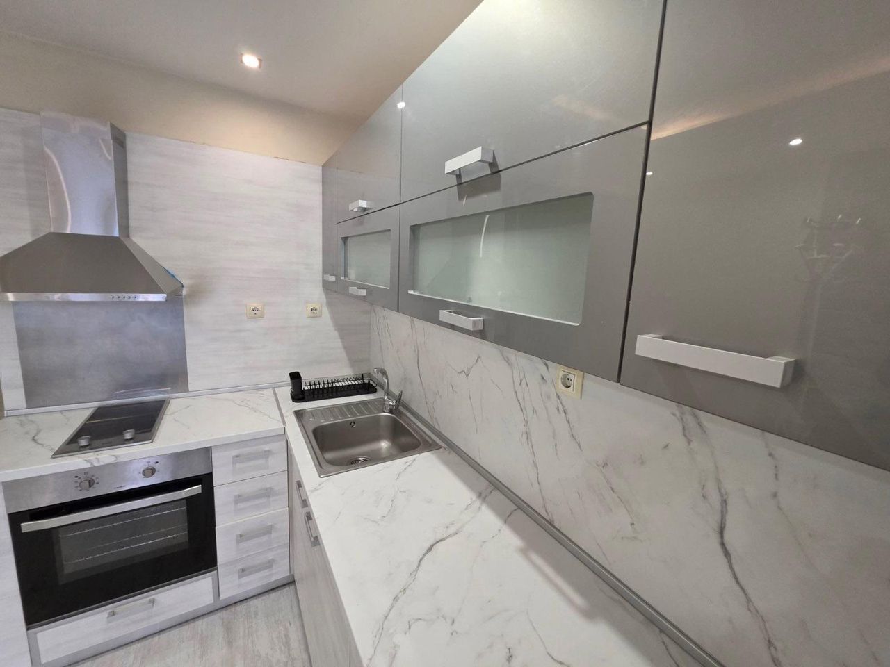 Дава се под наем Мезонет в Пловдив, Каменица 1 - 140 кв.м за 750 € - Снимка #3
