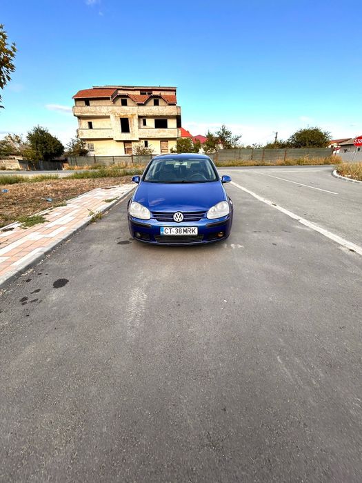 Vând mașină Vw Golf V