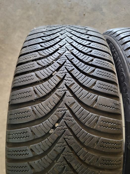 4 anvelope 185 55 R 15 Hankook iarna