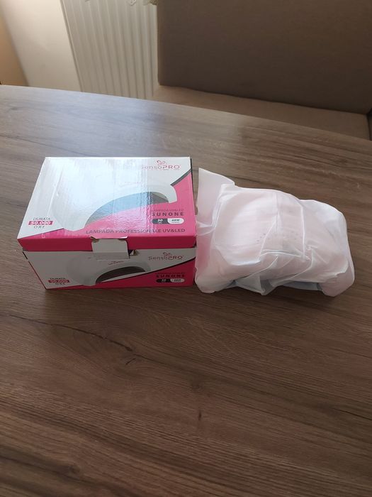 Lampă de unghii nou