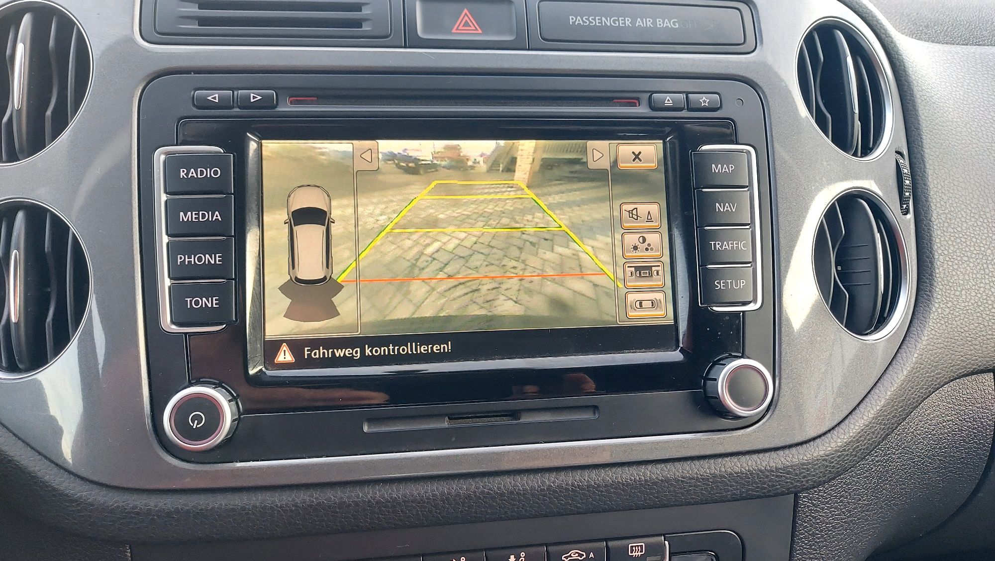 VW Tiguan 2013 navi camera