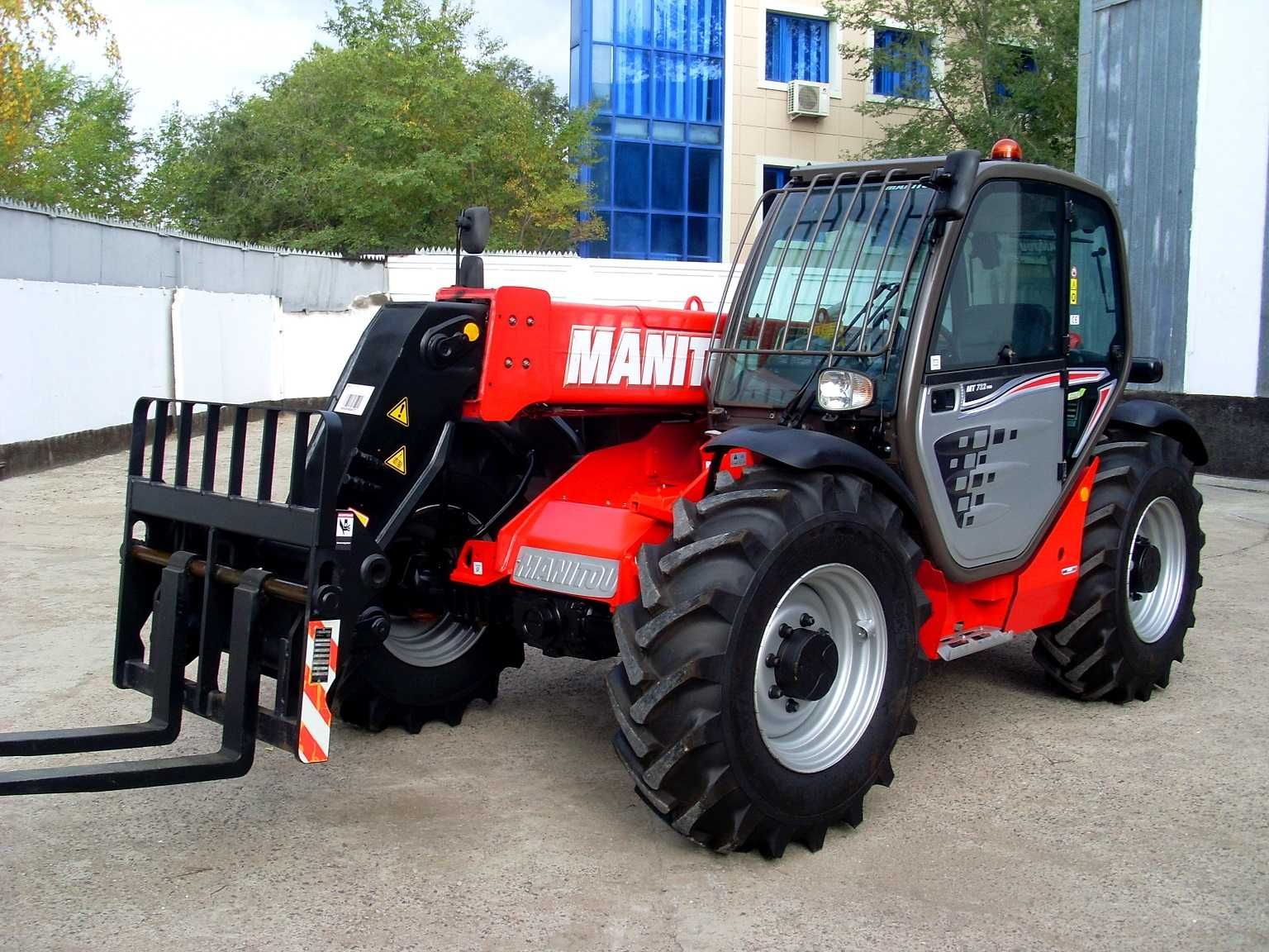 Погрузчик телескопический Manitou MT 732