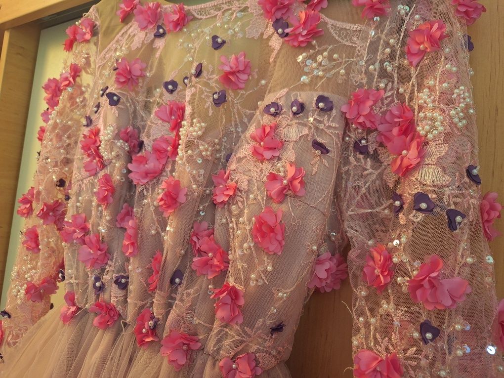 Rochie deoesebita pentru ocazie