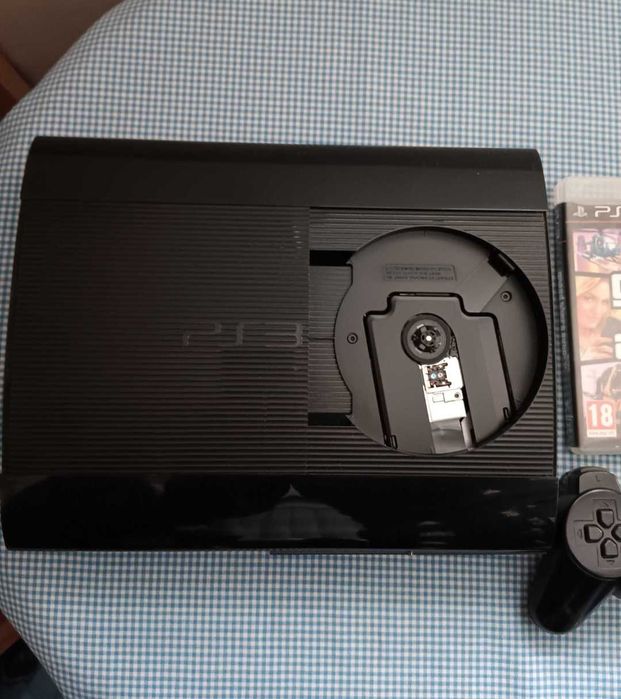 Consola Joc PS3 Super slim 500gb (ultimul model) plus joc GTA 5 inclus