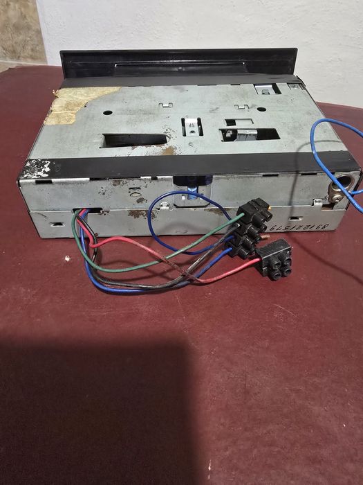 Стар Японско-Български радиокасетофон за автомобил