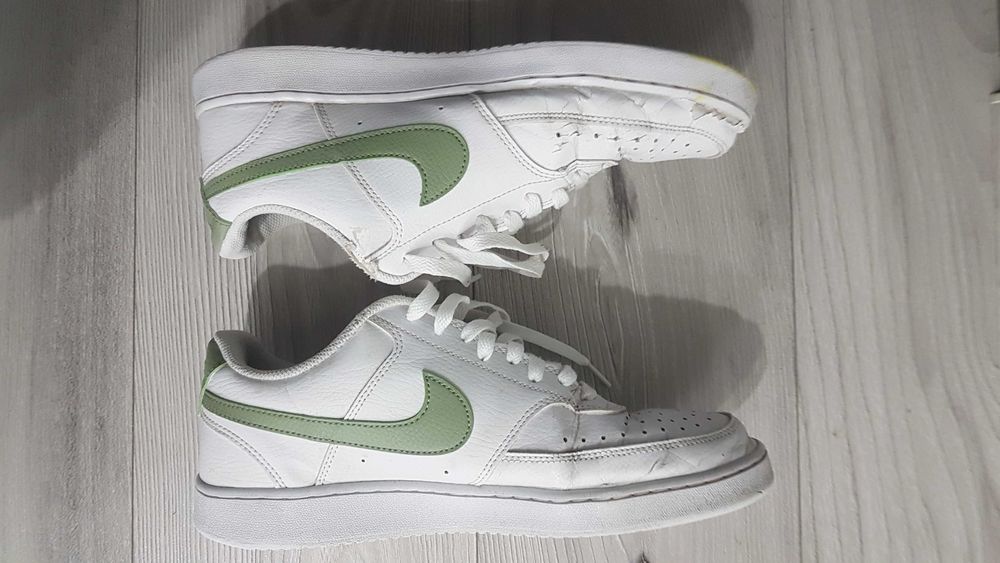 Adidași Nike, mărimea 43